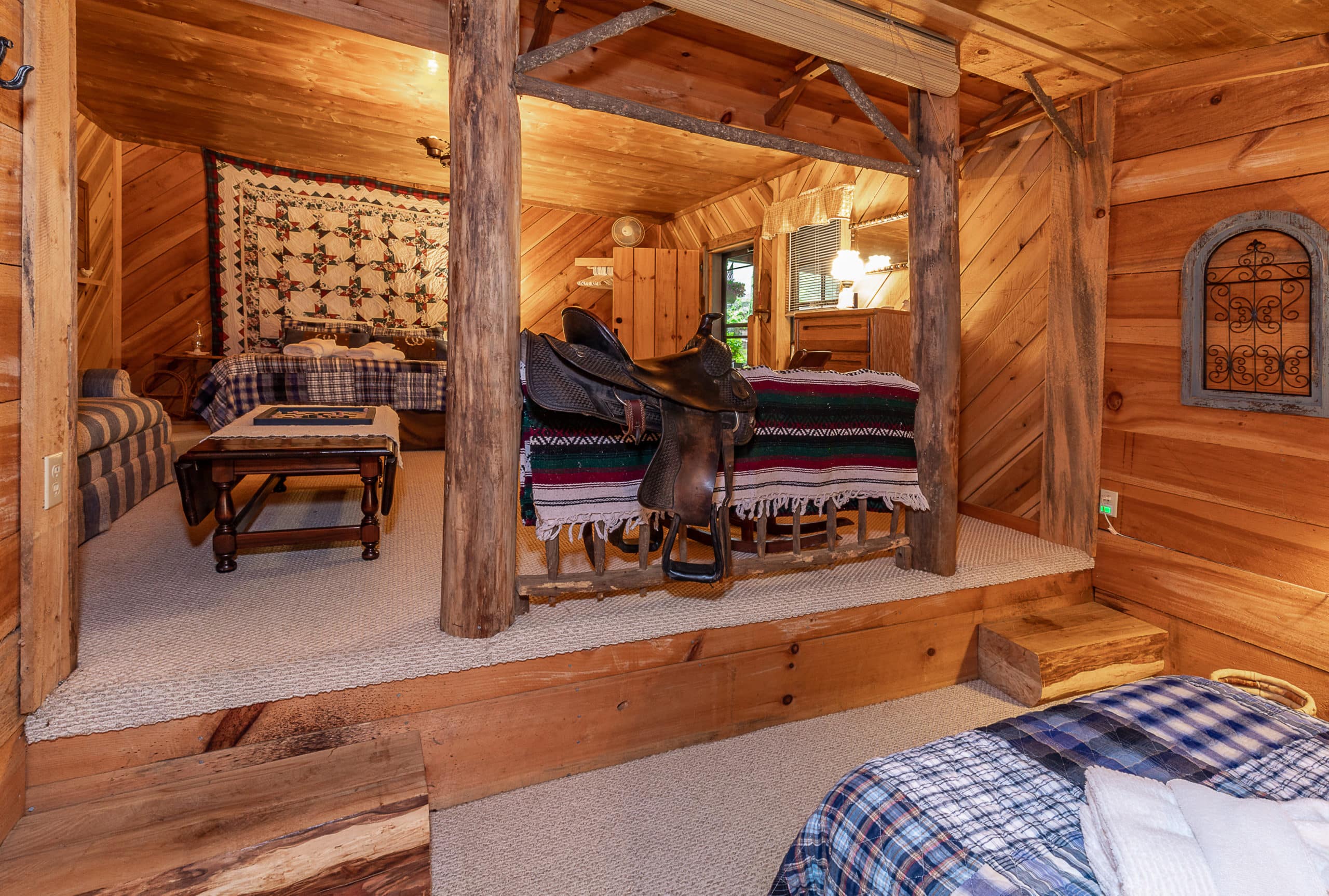 Bunk Up in Style: Discover the Ultimate Bunk Rooms for Cabins - Click 